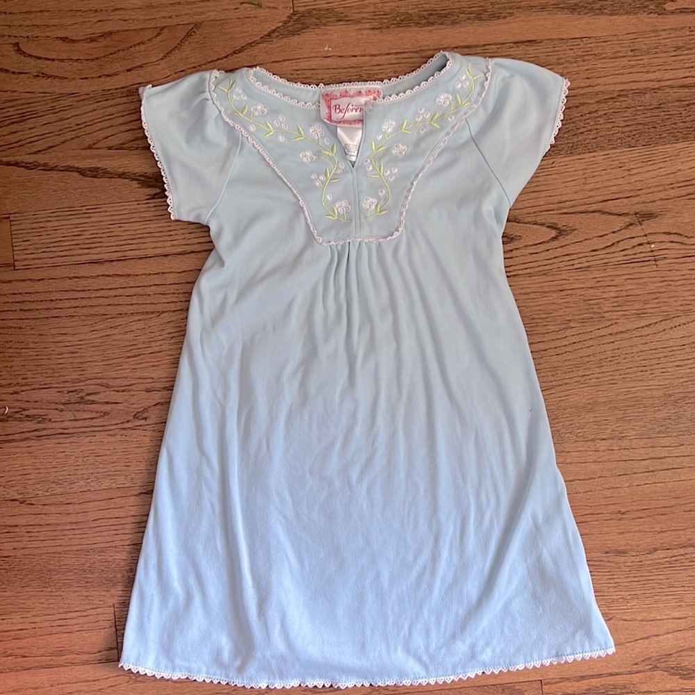 American Girl Night Gown sz 7/8